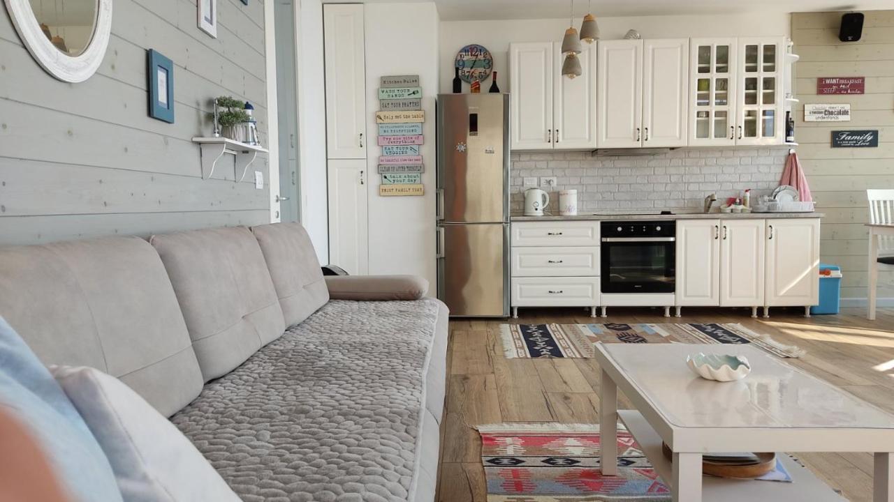 Luxury Beach Apartment In Qerret Golem  Exteriör bild