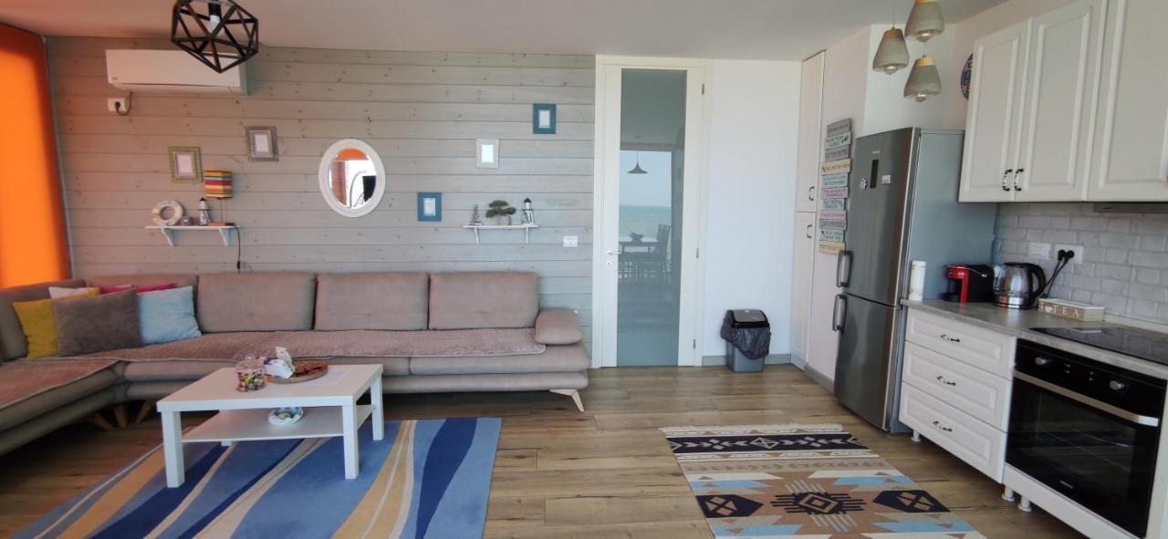 Luxury Beach Apartment In Qerret Golem  Exteriör bild