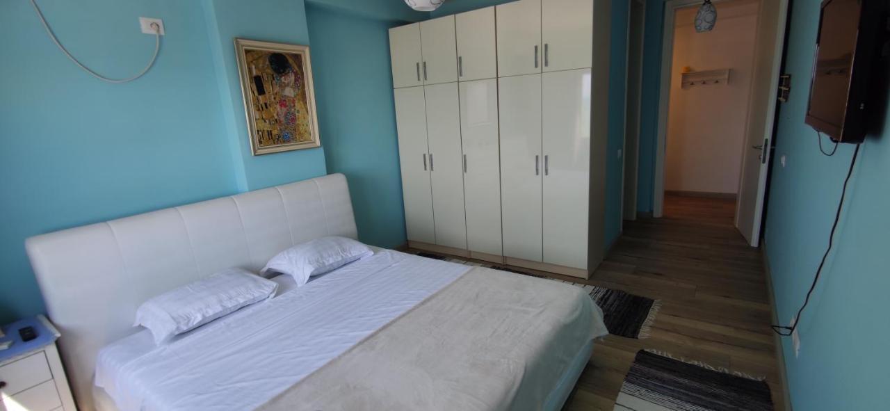 Luxury Beach Apartment In Qerret Golem  Exteriör bild